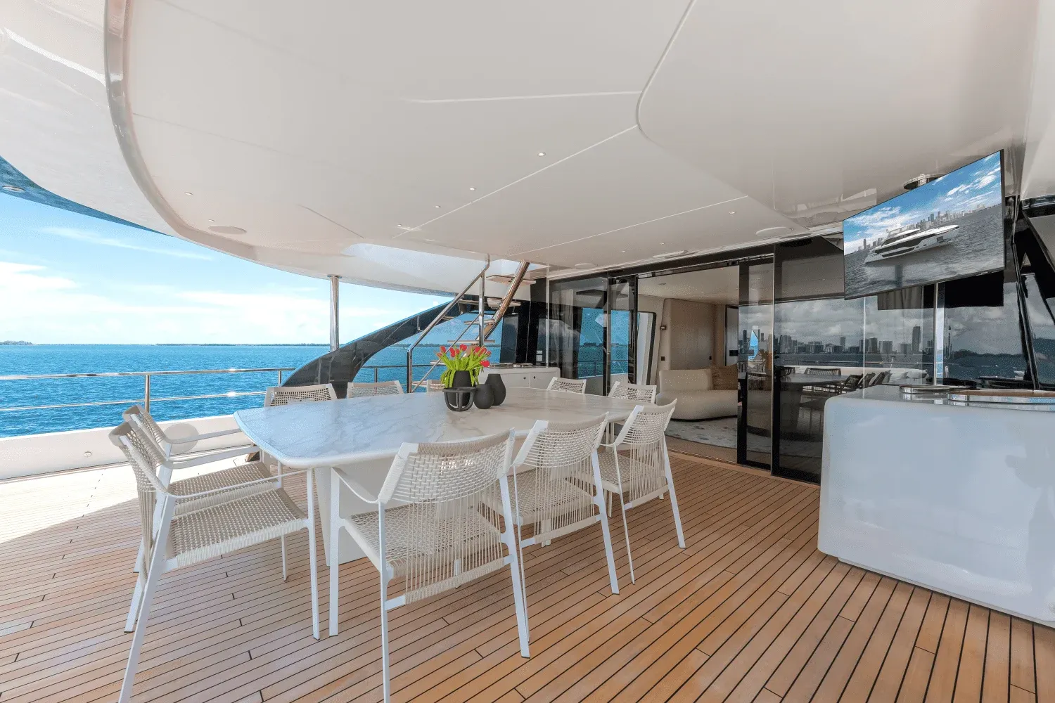 Azimut Grande 36M Detail