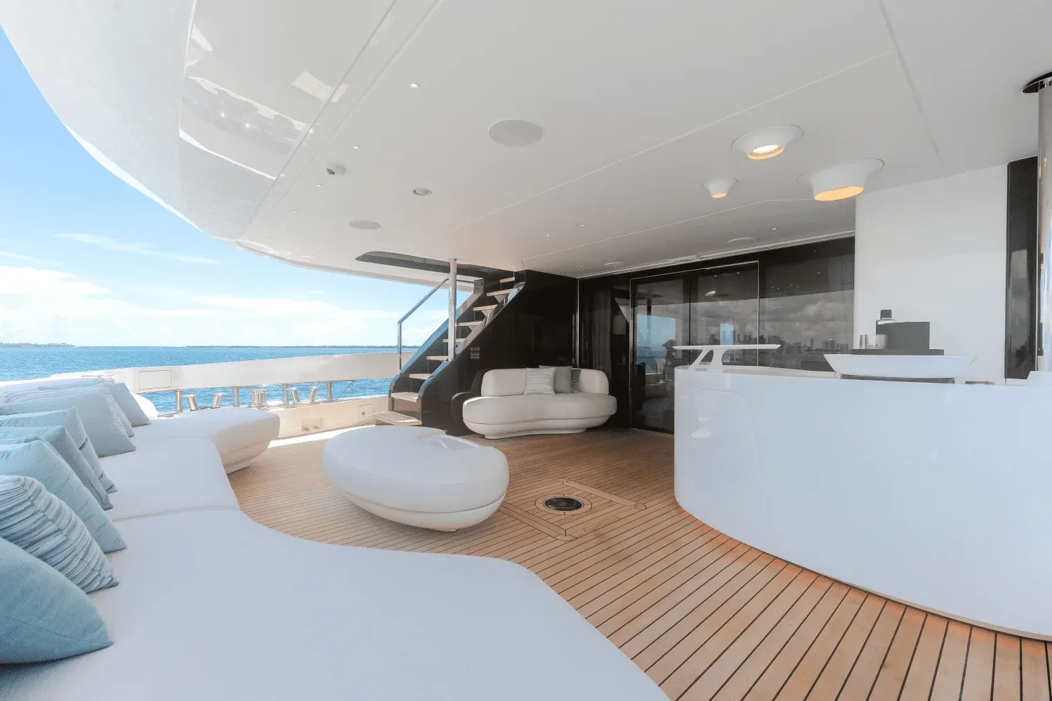 Azimut Grande 36M Detail