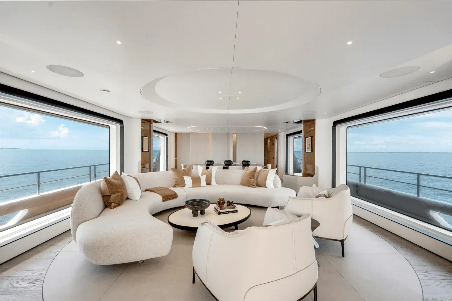 Azimut Grande 36M Detail