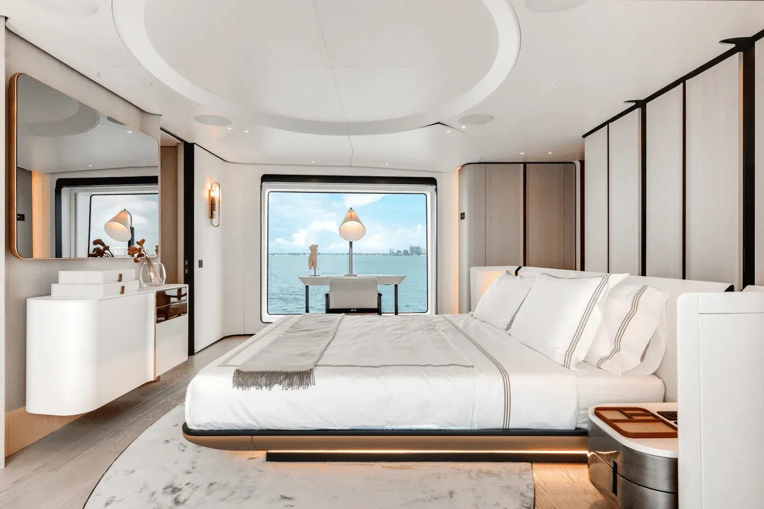 Azimut Grande 36M Detail