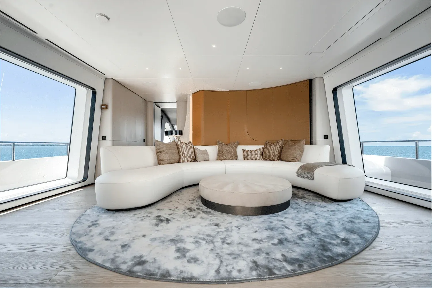 Azimut Grande 36M Detail