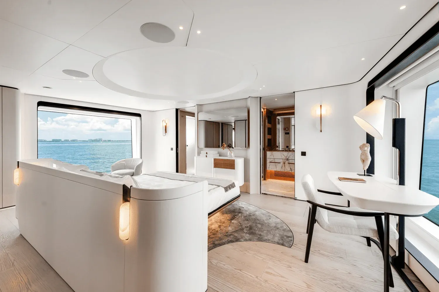 Azimut Grande 36M Detail