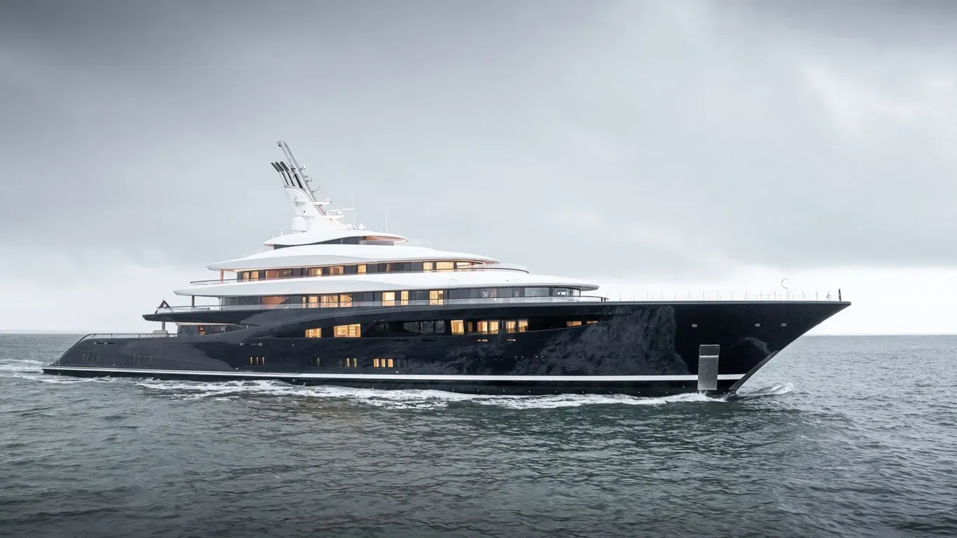 Feadship 821 Hydrogen Yacht