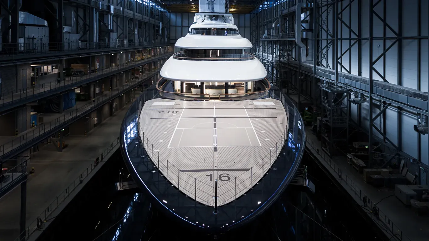 Feadship 821 Detail