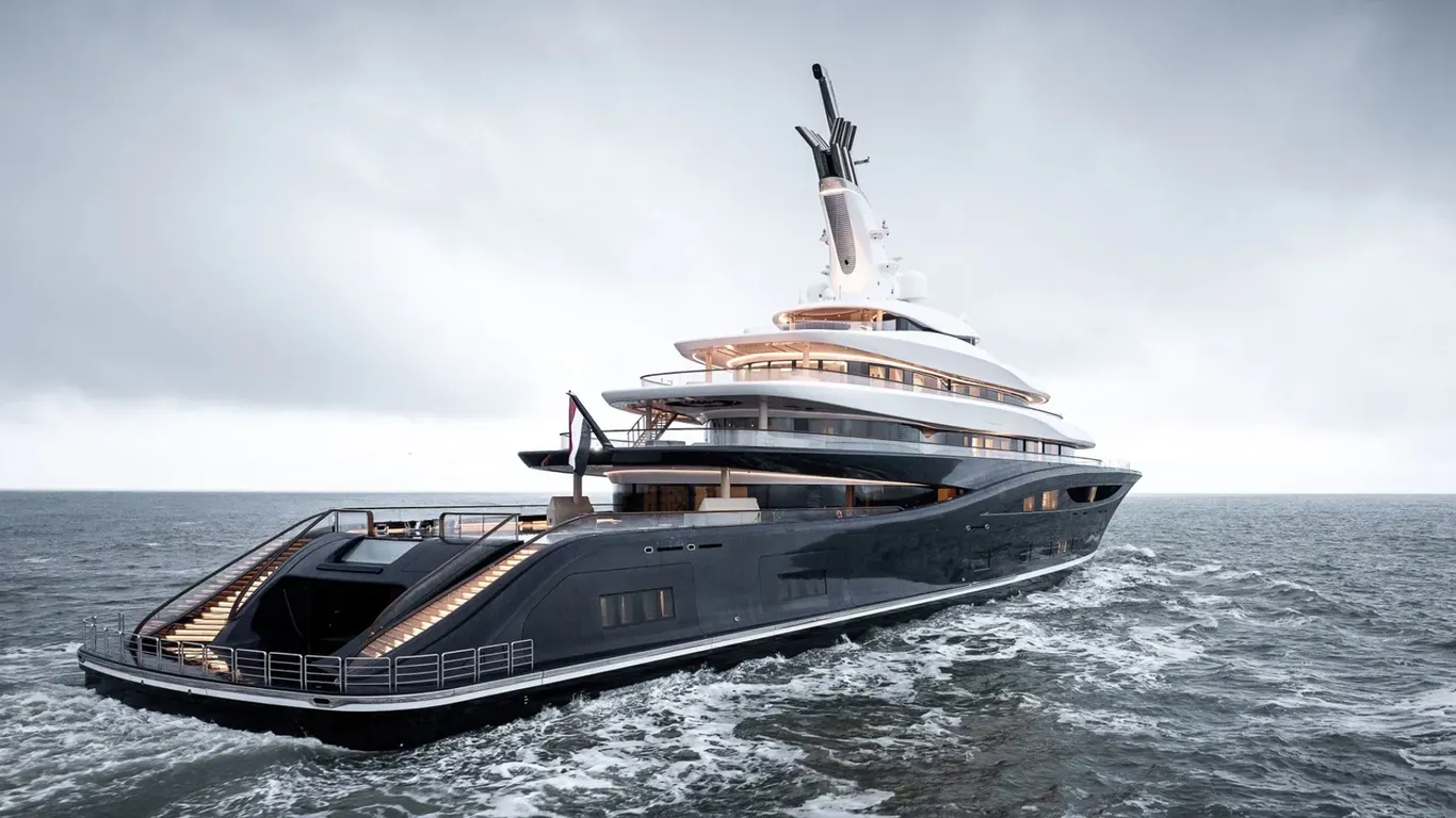 Feadship 821 (Viva) 2026: Siêu Phẩm Du Thuyền 119m Sử Dụng Nhiên Liệu Hydro Đầu Tiên Thế Giới