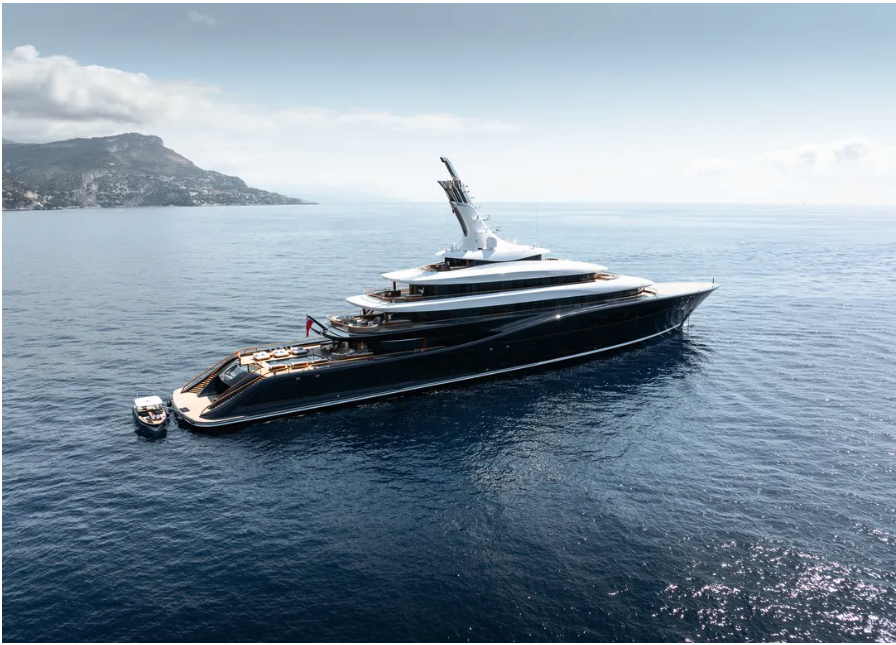 Feadship 821 Detail