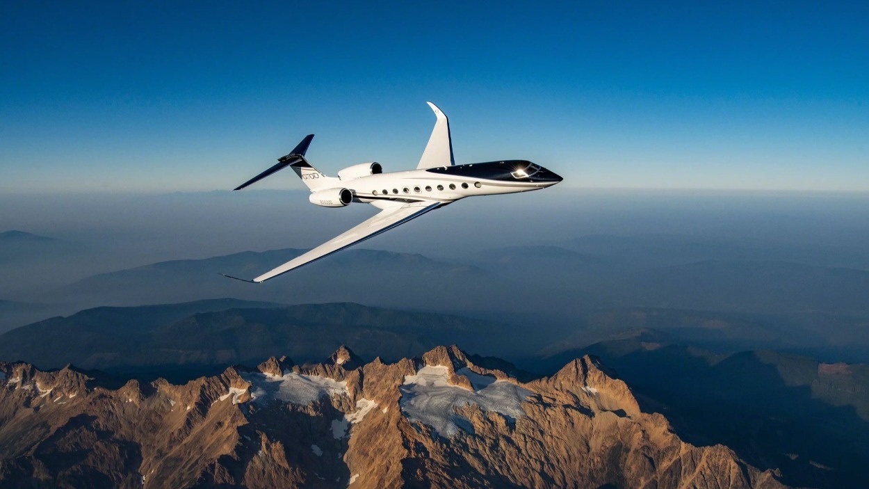 Gulfstream G700 2026: Chuyên Cơ Thương Gia Tầm Xa Nhanh Nhất Và Rộng Nhất Thế Giới
