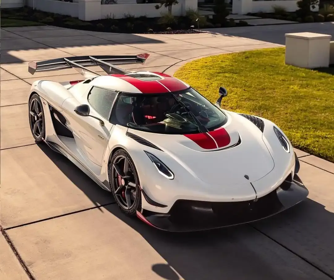 Koenigsegg Jesko 2026: Tuyệt Tác Tốc Độ 480km/h Và Kỷ Nguyên Động Cơ Tối Thượng