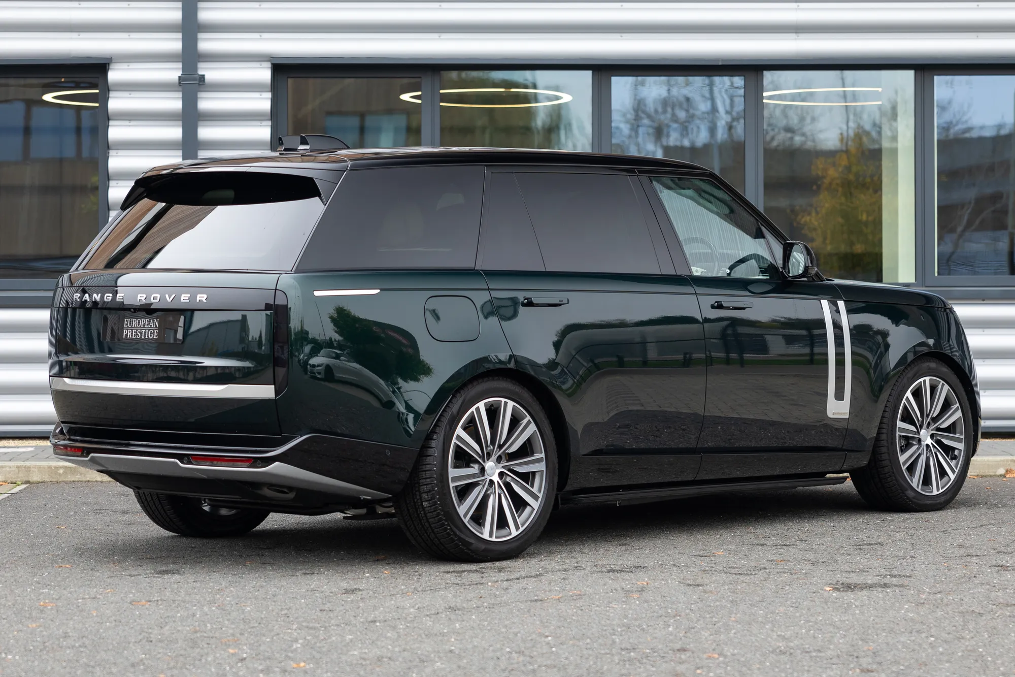Range Rover SV LWB Detail