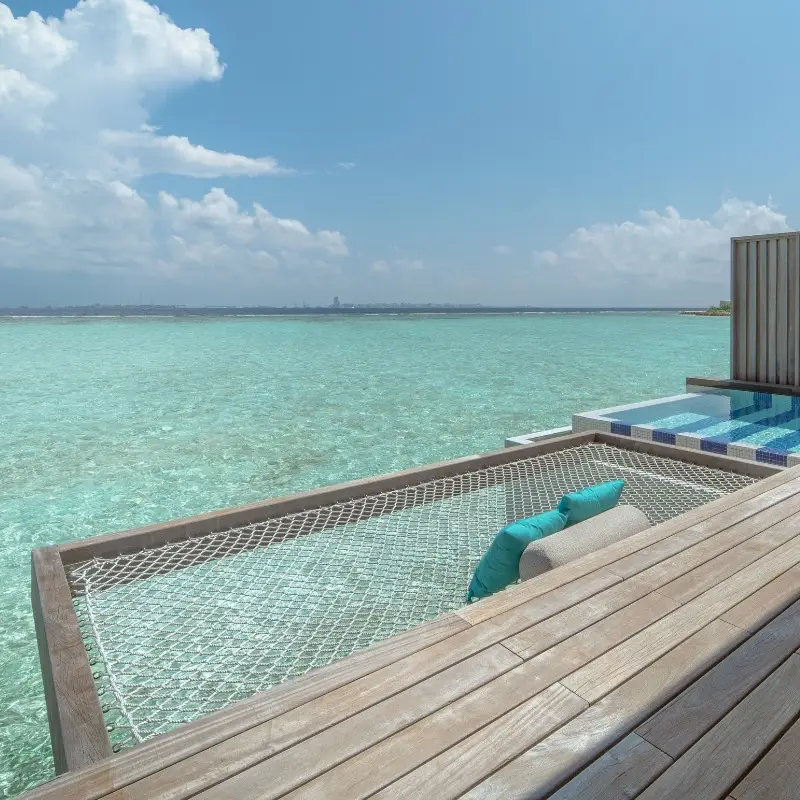 Nội thất sang trọng Lagoon Water Pool Villa