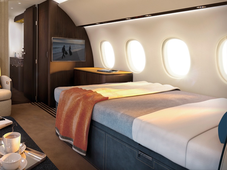 Dassault Falcon 10X Detail