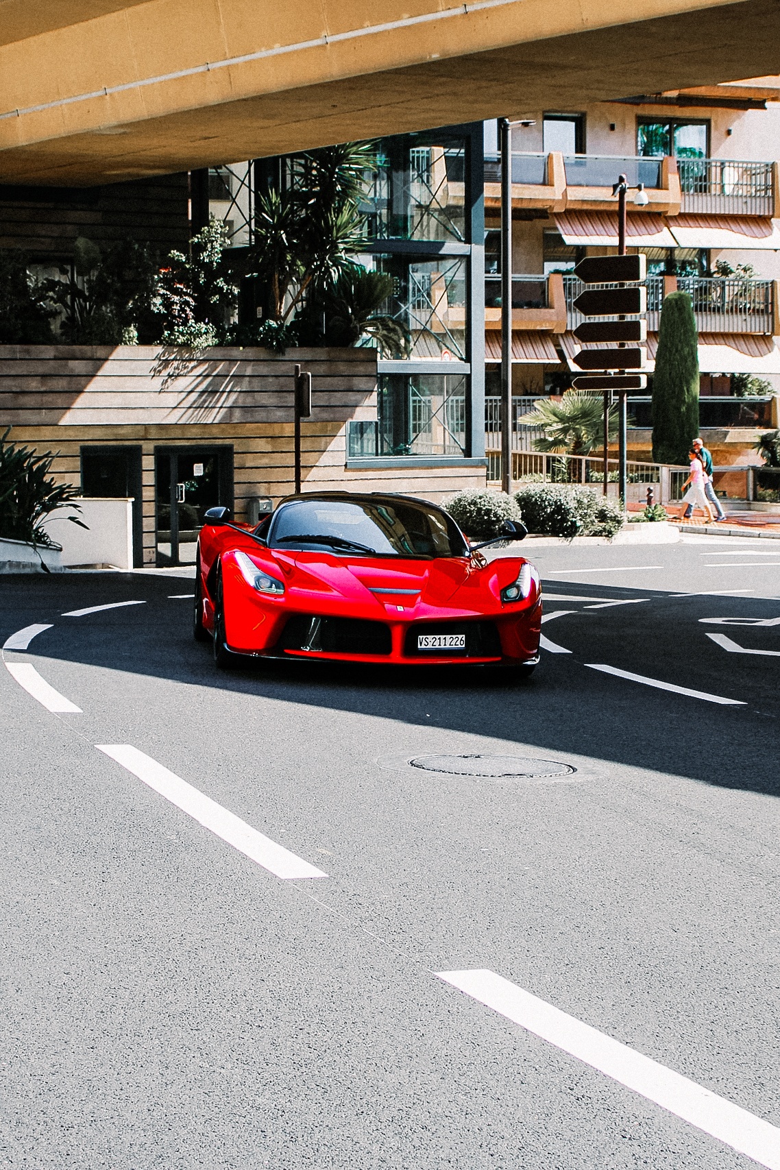 Ferrari LaFerrari Thumbnail Photo