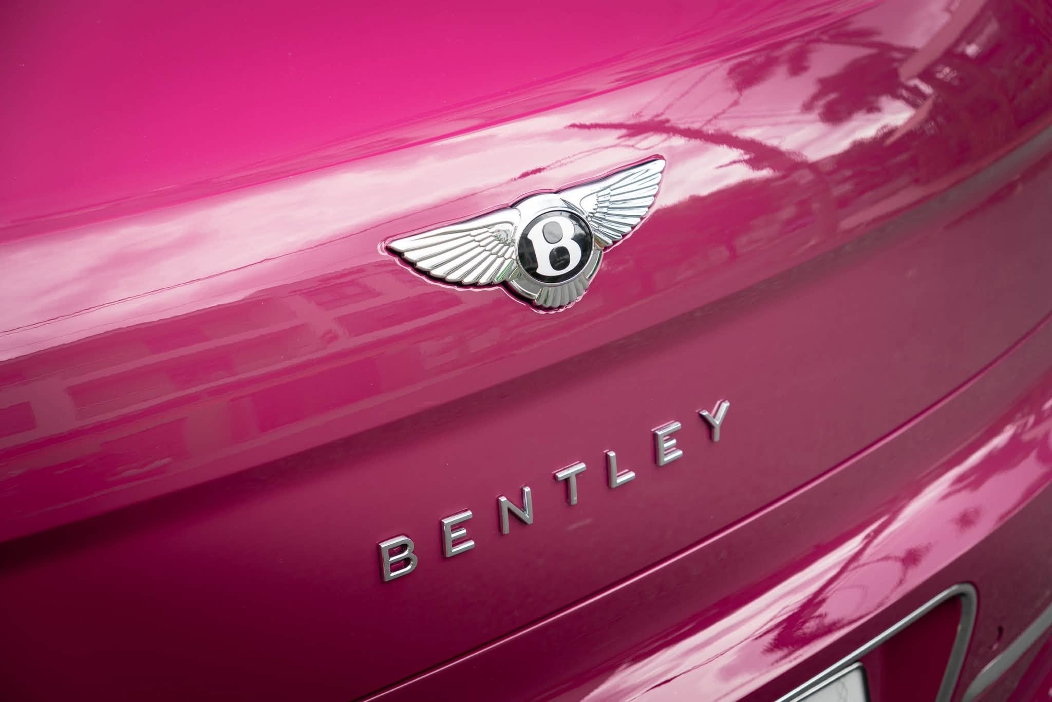 Bentley Rose Gold Bespoke Edition: Ngoại Thất Độc Bản, Nội Thất Da Thủ Công Mulliner - Ảnh thực tế 2