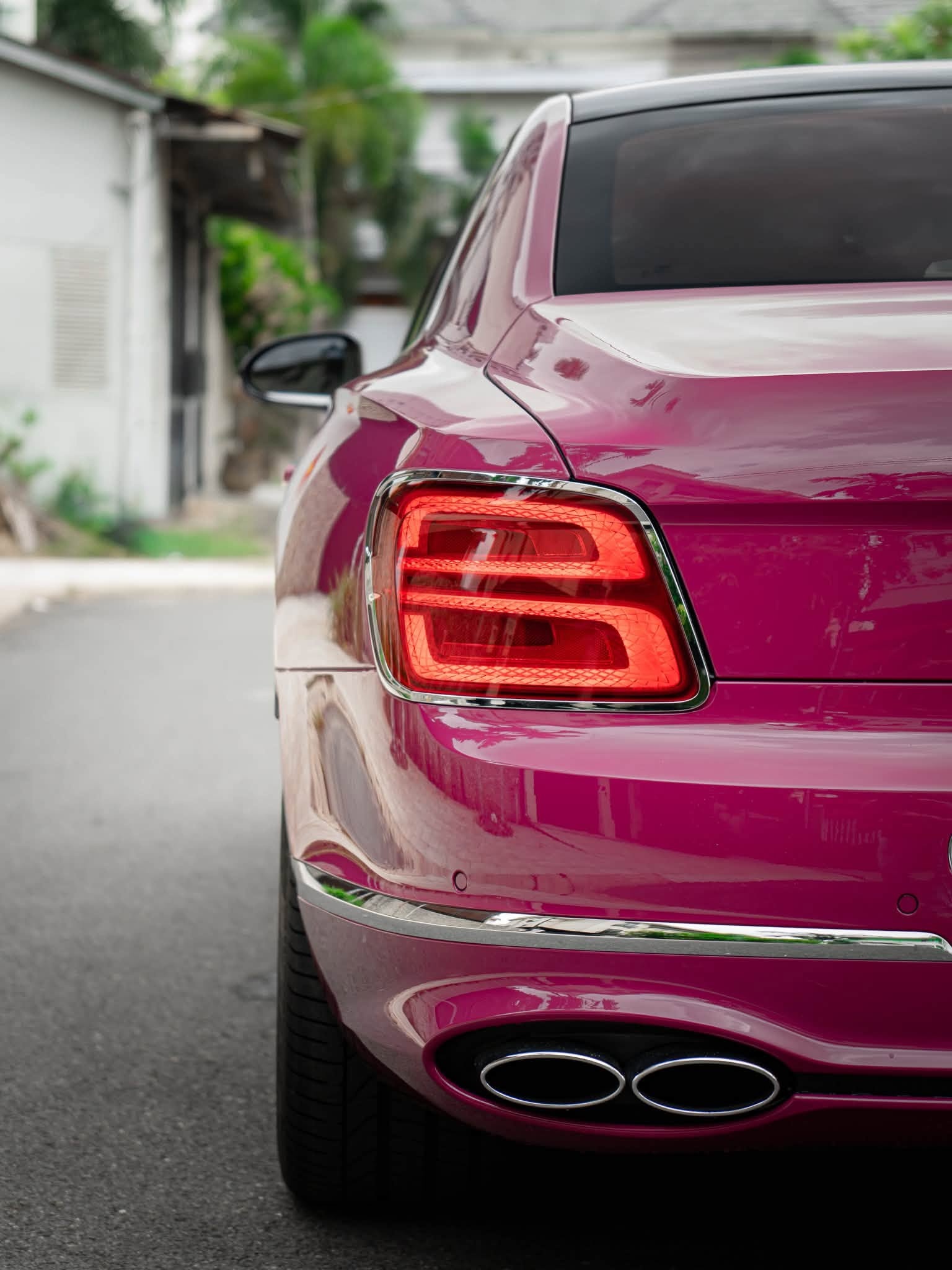 Bentley Rose Gold Bespoke Edition: Ngoại Thất Độc Bản, Nội Thất Da Thủ Công Mulliner - Ảnh thực tế 4