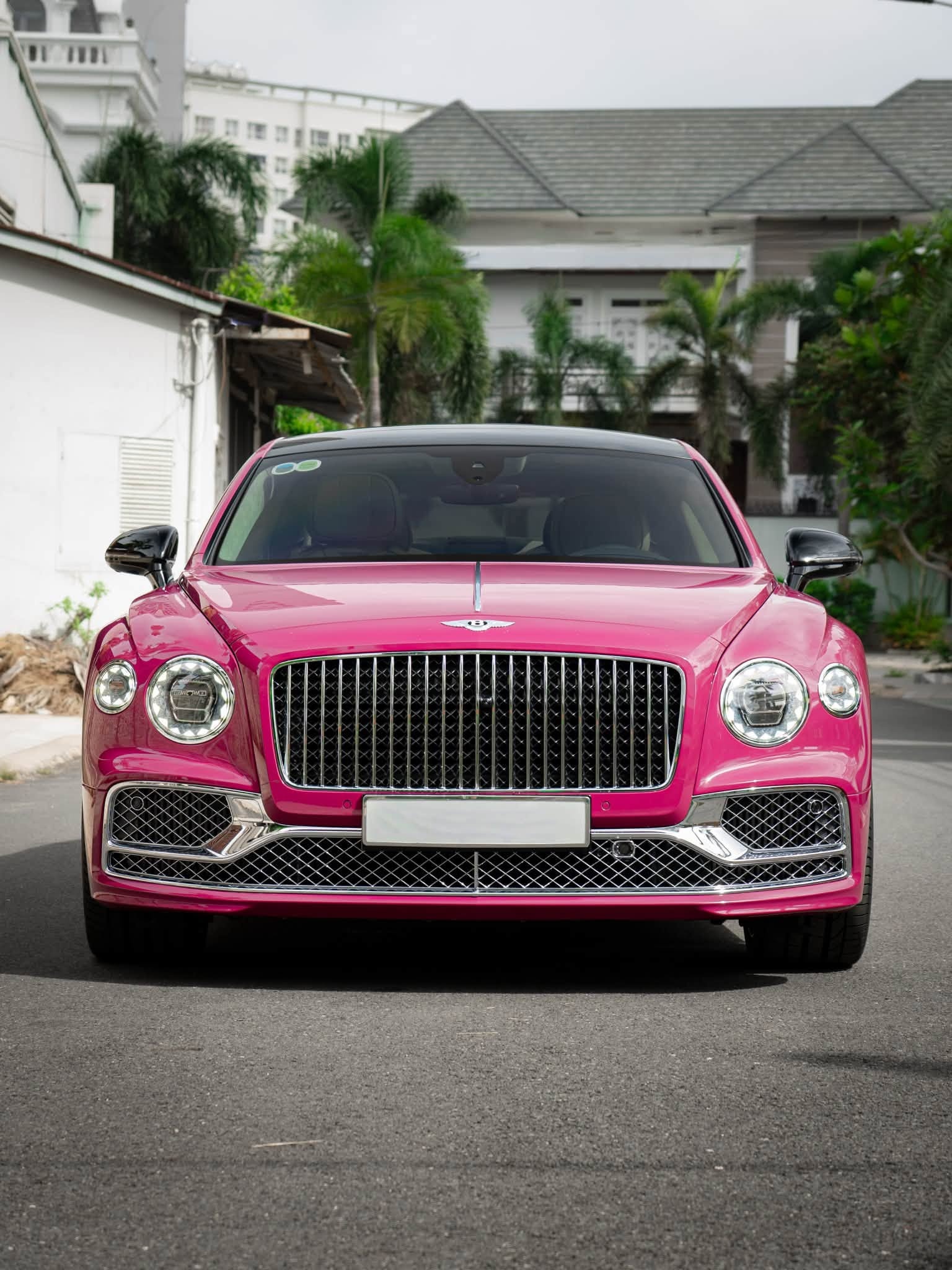 Bentley Rose Gold Bespoke Edition: Ngoại Thất Độc Bản, Nội Thất Da Thủ Công Mulliner - Ảnh thực tế 5