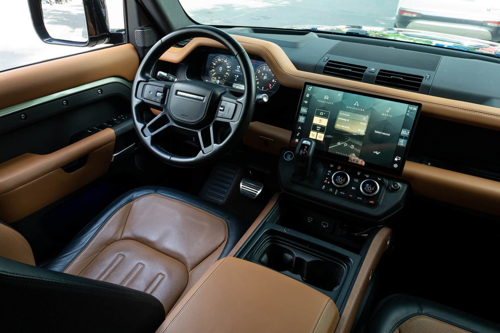 Land Rover Defender X 400HP: Bản X Đỉnh Nhất Lướt 35,000 km, Gắn 300Tr Đồ Chơi, Giá 4.390 Tỷ - Ảnh thực tế 4