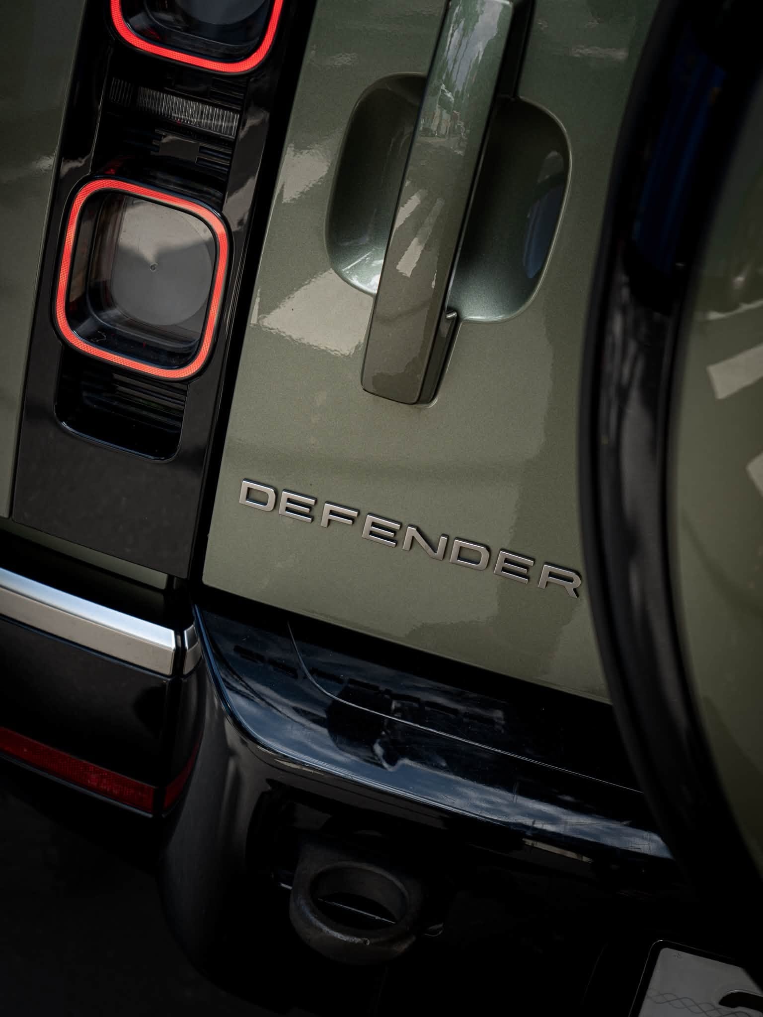 Land Rover Defender X 400HP: Bản X Đỉnh Nhất Lướt 35,000 km, Gắn 300Tr Đồ Chơi, Giá 4.390 Tỷ - Ảnh thực tế 8