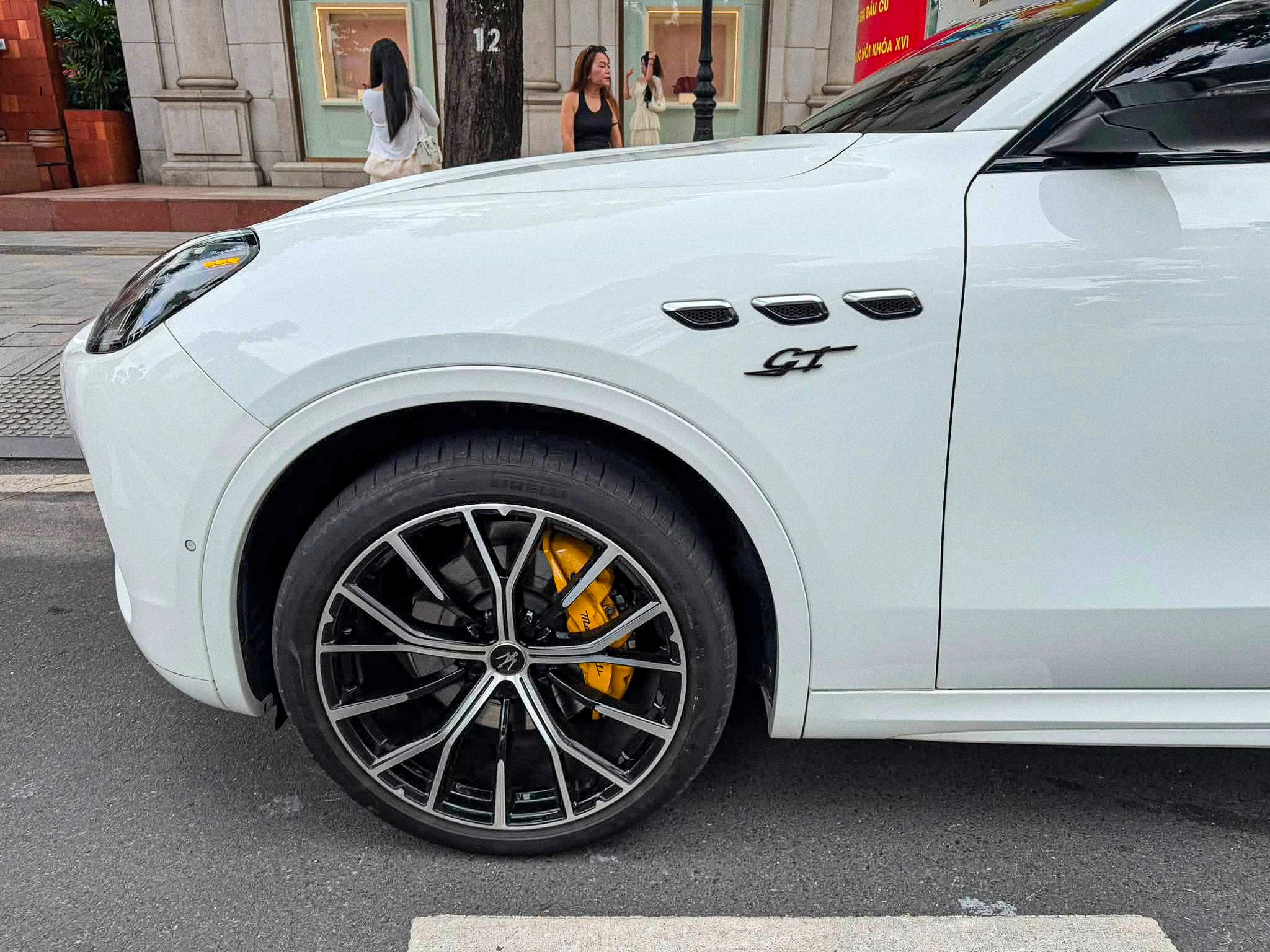 Maserati Grecale GT Mild Hybrid 300HP: Siêu Phẩm SUV Nước Ý Vô Địch Tầm Giá 1.999 Tỷ - Ảnh thực tế 2