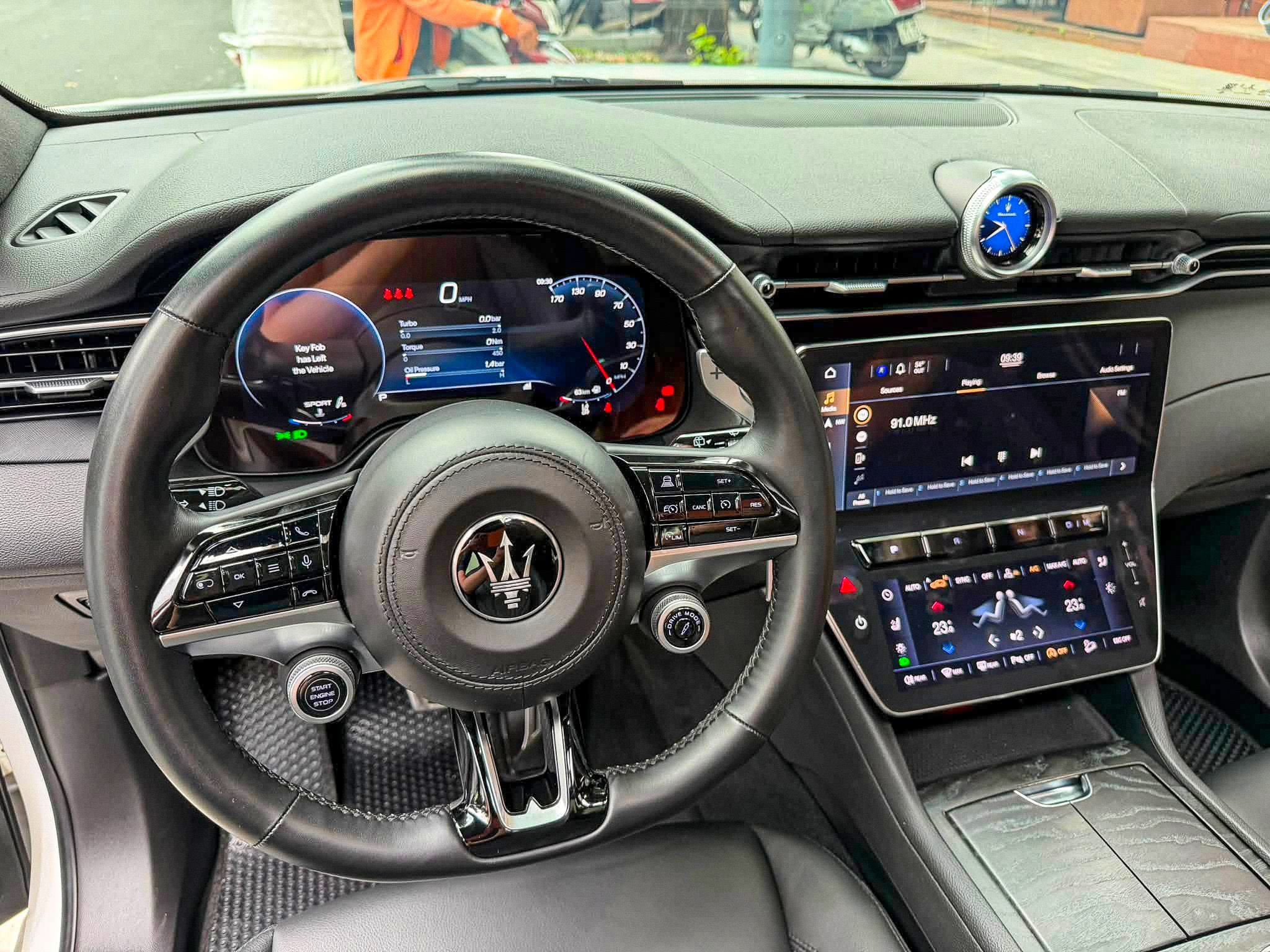 Maserati Grecale GT Mild Hybrid 300HP: Siêu Phẩm SUV Nước Ý Vô Địch Tầm Giá 1.999 Tỷ - Ảnh thực tế 8