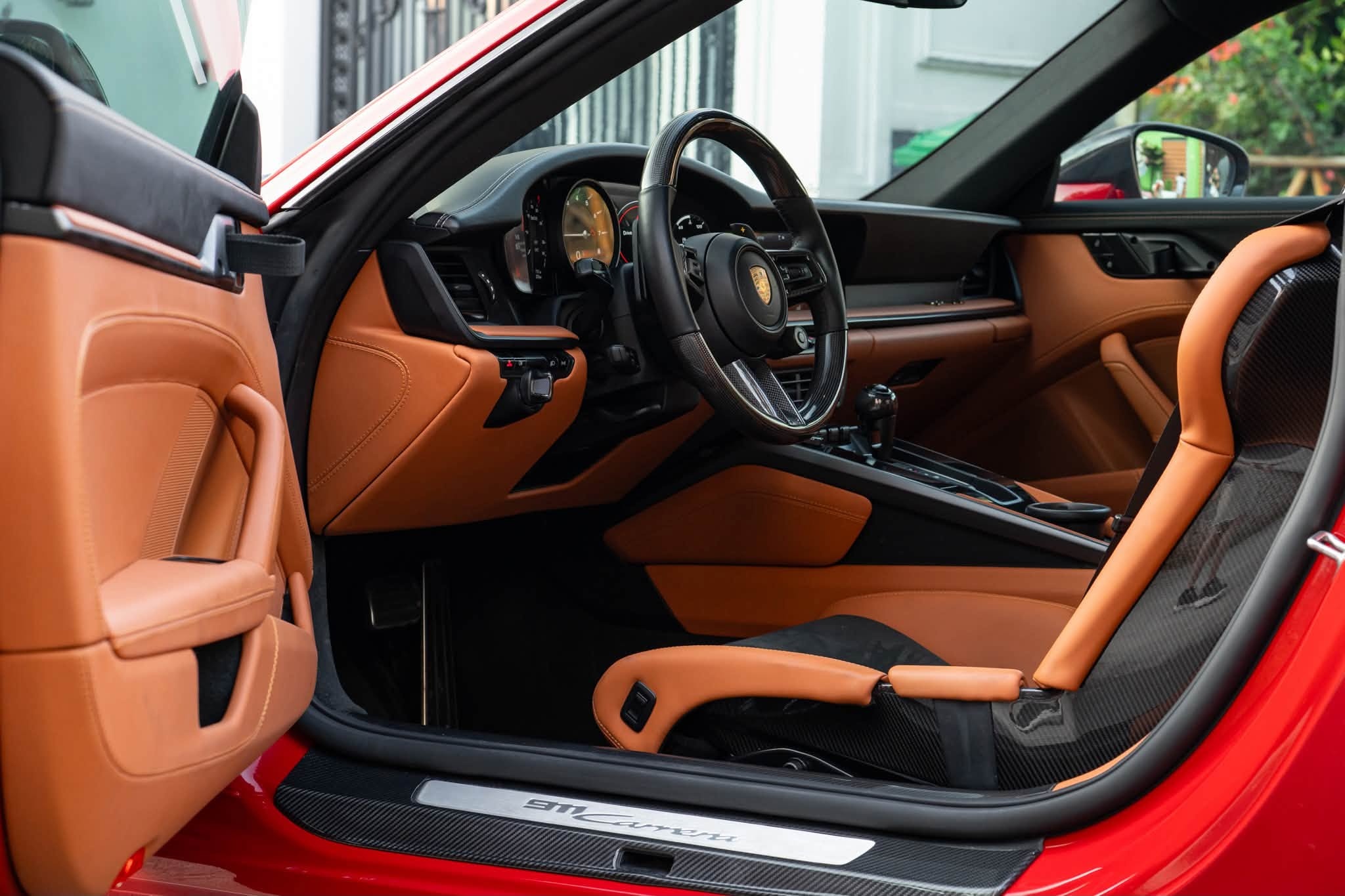 Porsche 911 Nâng Cấp Gói Độ GT3 Touring: Option Hãng Hơn 1 Tỷ, Gói Độ Gần 3 Tỷ, Giá 5.9 Tỷ - Ảnh thực tế 1